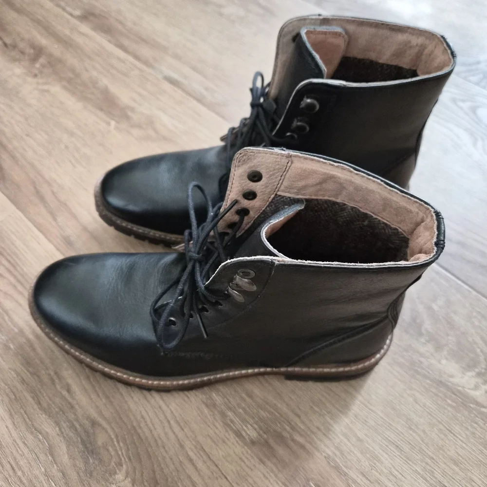 Like NEW Kurt Geiger Men's Black Leather Boots 43 9.5 - Picture 4 of 10